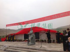 兰州卧龙岗“军魂园”中，，，，，，千人聚会祭英烈