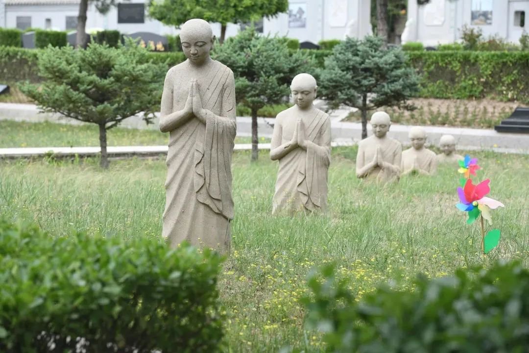 寒衣节将至，，，，，请文明祭祀寄悲哀！